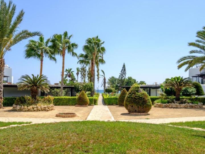 Yialos Village By Cybarco Larnaca Extérieur photo